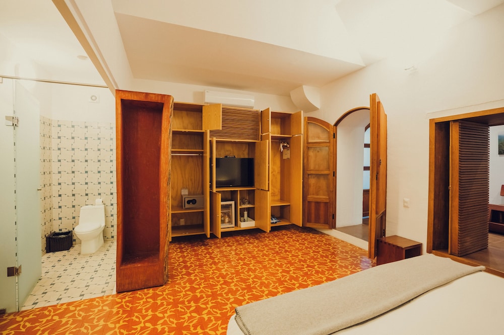 Zarate Suite photo 3