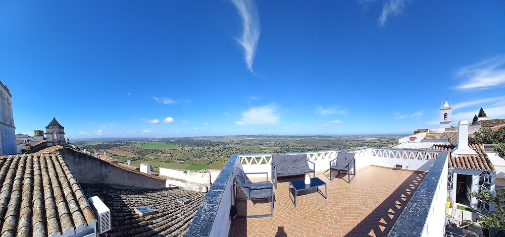 Panoramic Apartment, Multiple Beds, Non Smoking, Pool View photo 2
