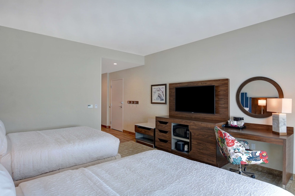 ADA Accessible, Room, 2 Queen Beds, Accessible, Non Smoking - Photo 3