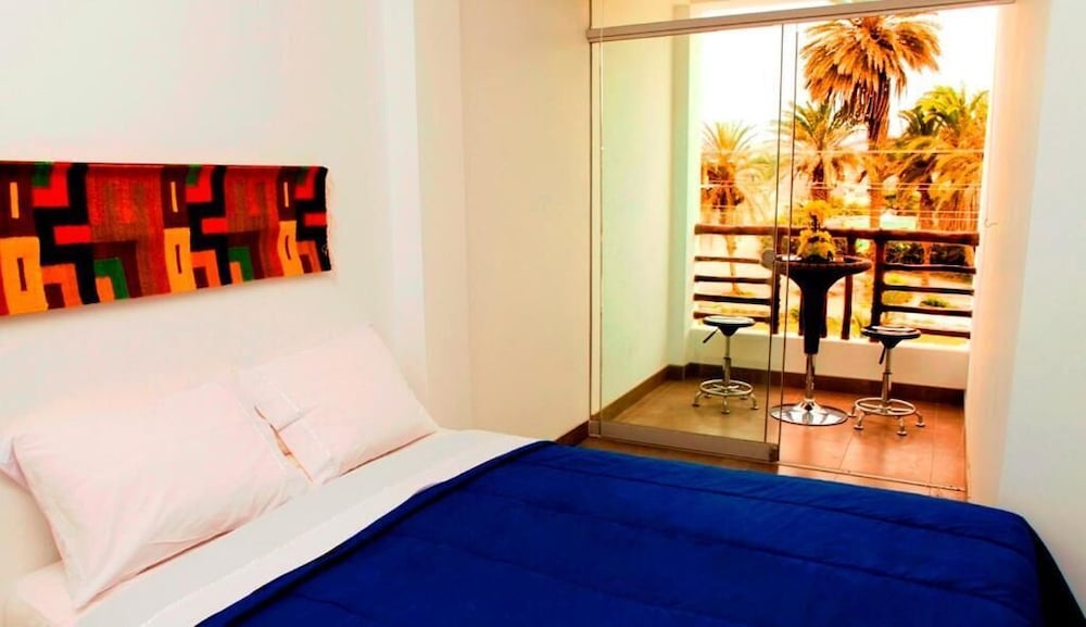 Premium Room, 1 Double Bed, Balcony, Park View photo 2