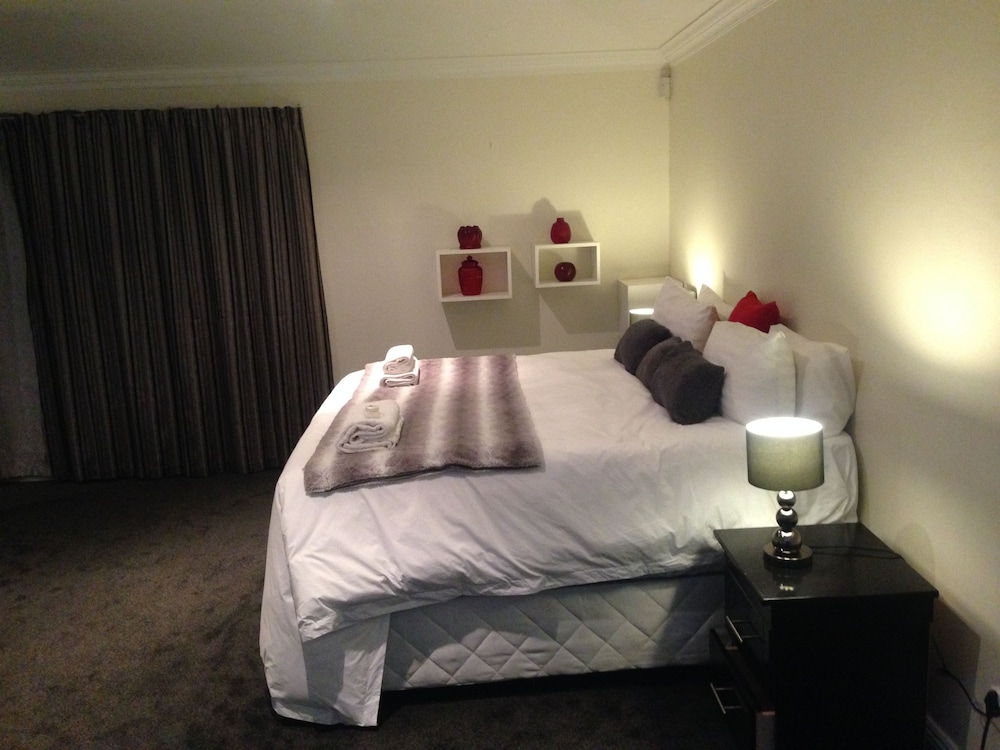 Executive Double Room, Private Bathroom, Garden View photo 1