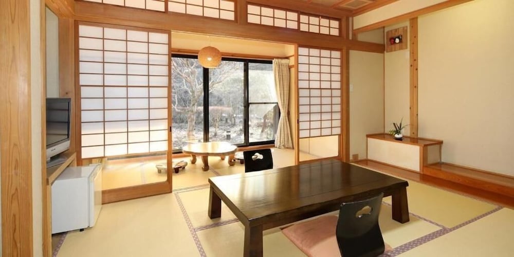 Basic Quadruple Room, Garden View