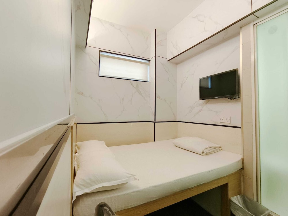 Standard Double Room - Photo 10