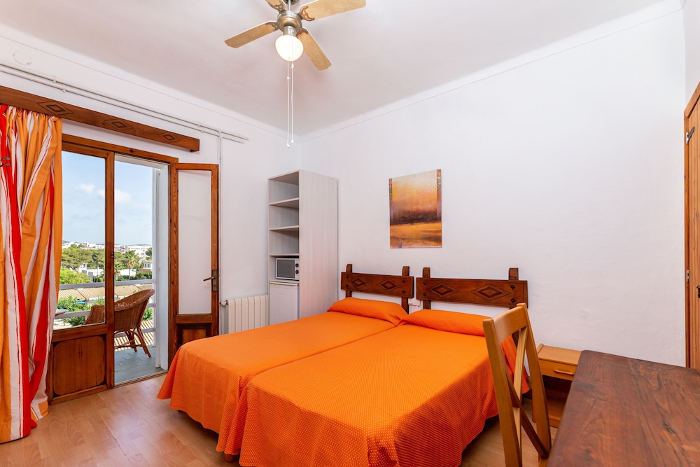 Double Room, Balcony