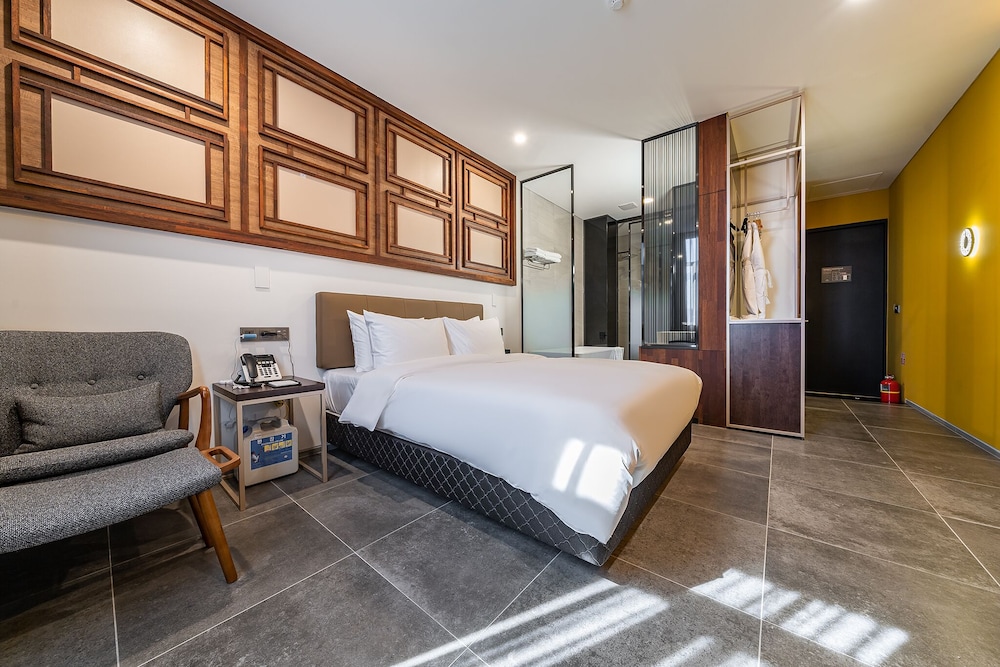 Deluxe Double Room - Photo 2