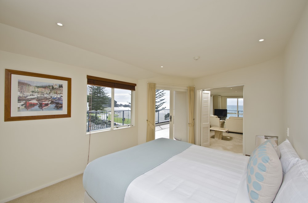 Penthouse, 2 Bedrooms, Ocean View photo 1