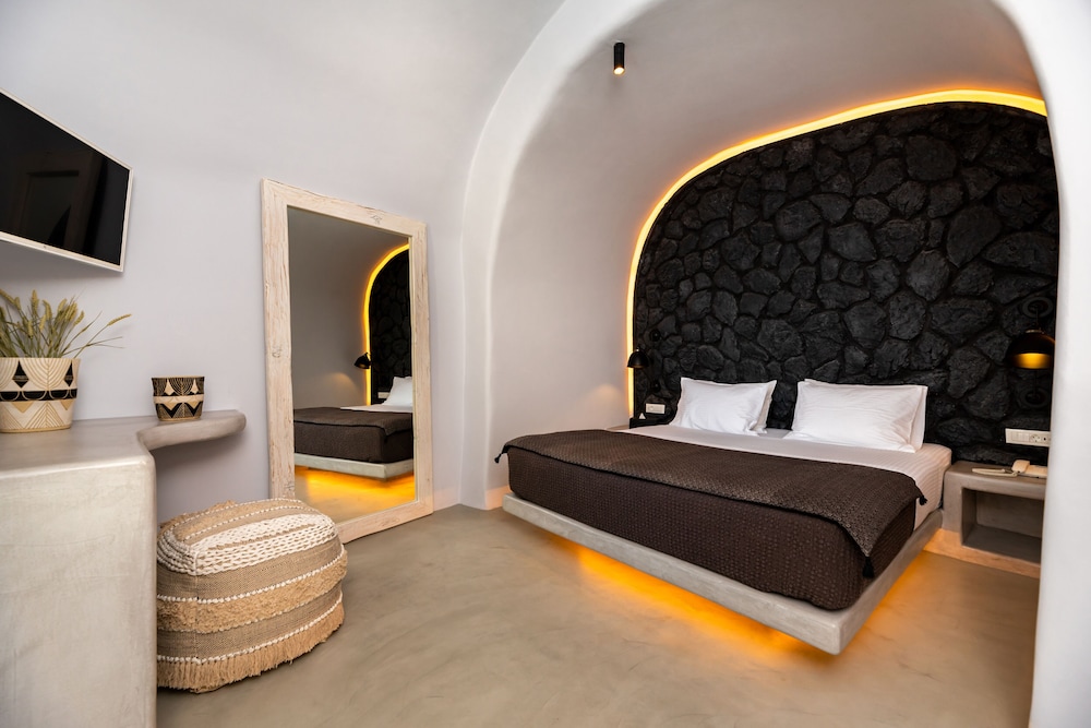 Premium Suite with jetted tub