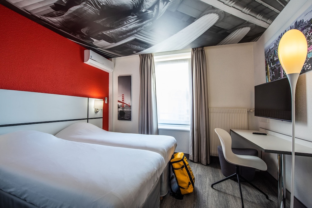 Standard Room, 2 Twin Beds