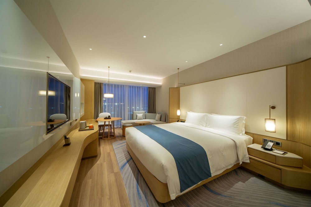 Room, 1 King Bed, Accessible
