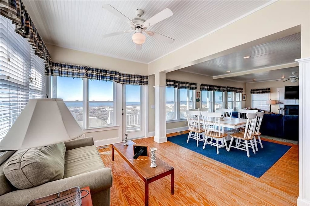 Family House, 4 Bedrooms, Sea Facing photo 2