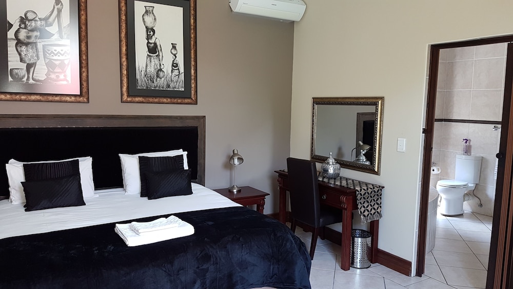Royal En-suite 7 photo 1