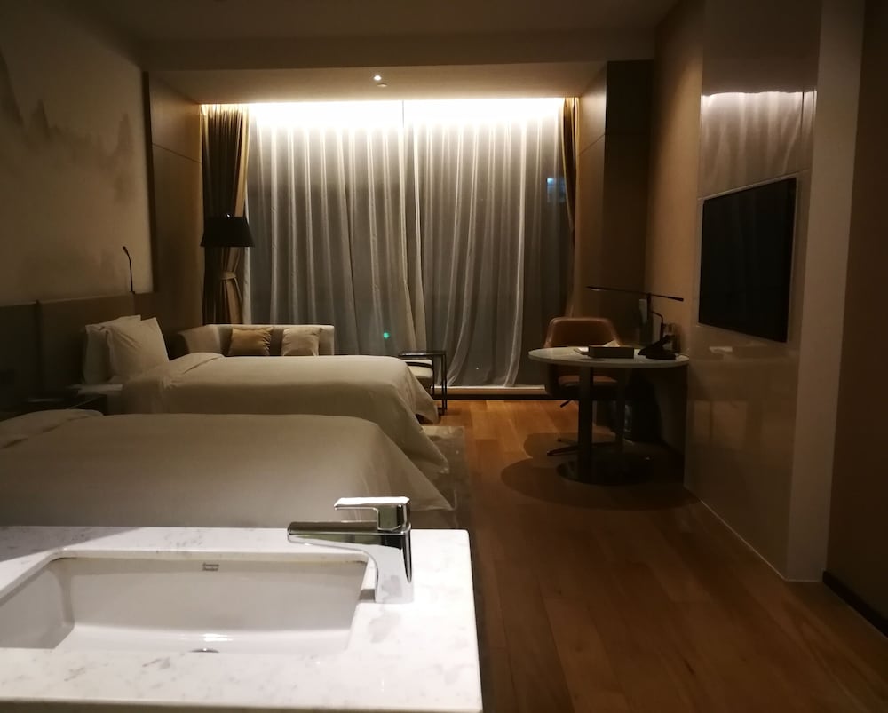 Executive Room, 2 Twin Beds photo 2