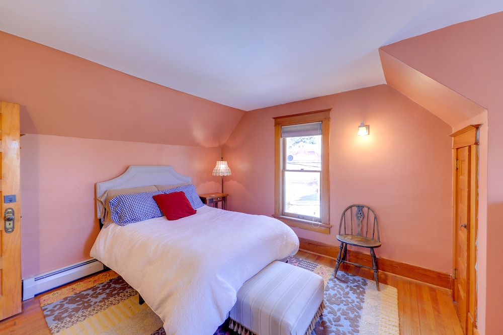 House (2 Bedrooms) photo 3