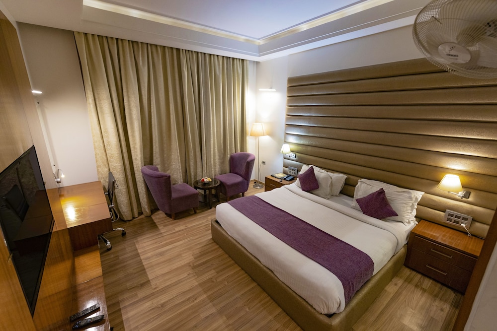 Executive Room, 1 Bedroom, Non Smoking, Refrigerator