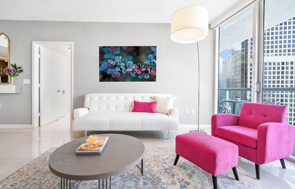 Boutique Apart, 1 King & Sofa Bed, Sauna, River/City Views, Balcony2607 thumbnail 5