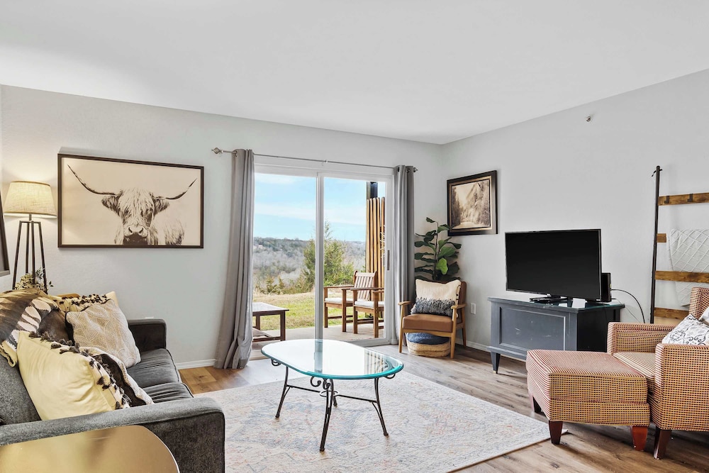 Condo, Multiple Beds, Patio, Garden View (Family-Friendly Retreat)