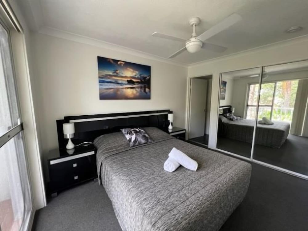 Standard Apartment, Pool View