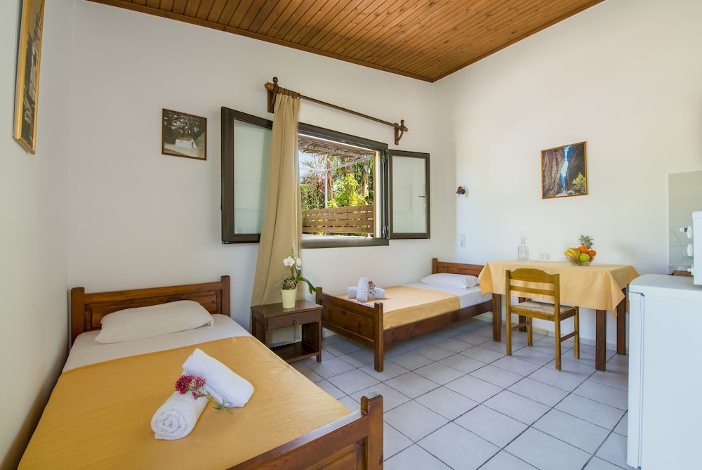 Two Bedroom Apartment For 4 People Room Only