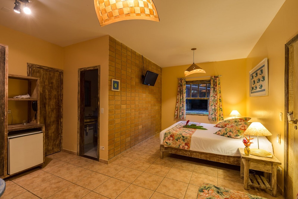 Available room thumbnail 5