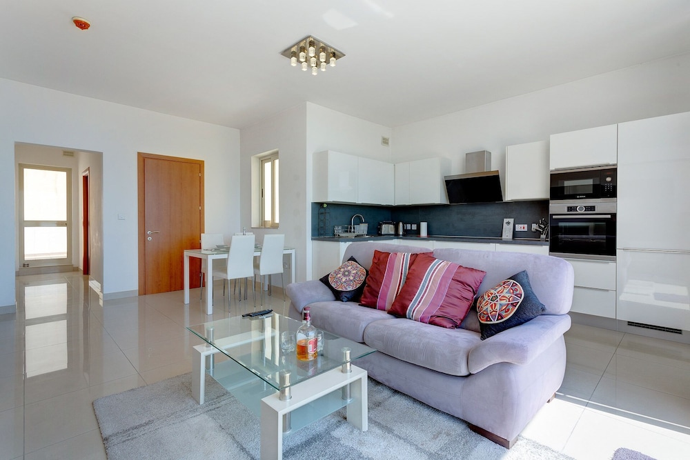 Apartment (1 Bedroom)