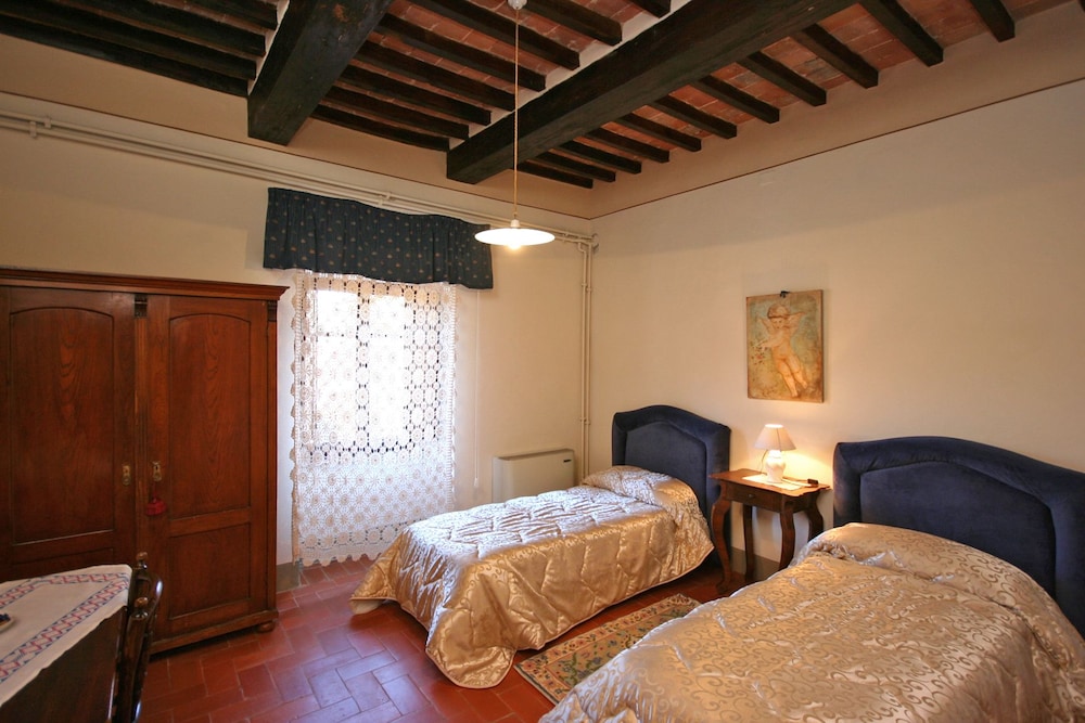 Panoramic Villa, Multiple Bedrooms (Villa Capolona) photo 2