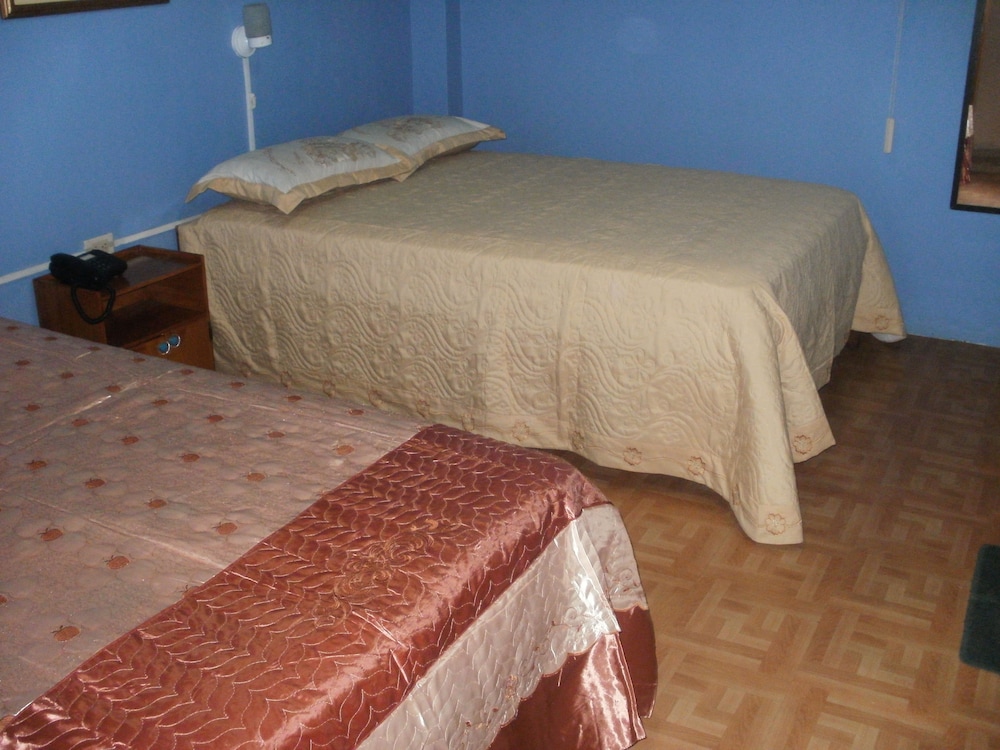 Standard Triple Room photo 2