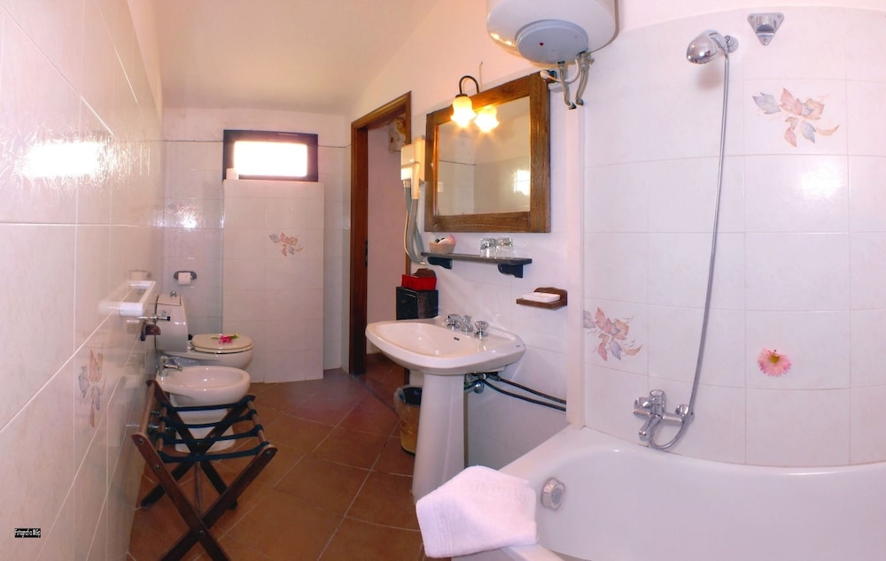 Deluxe Double Room, Resort View photo 2