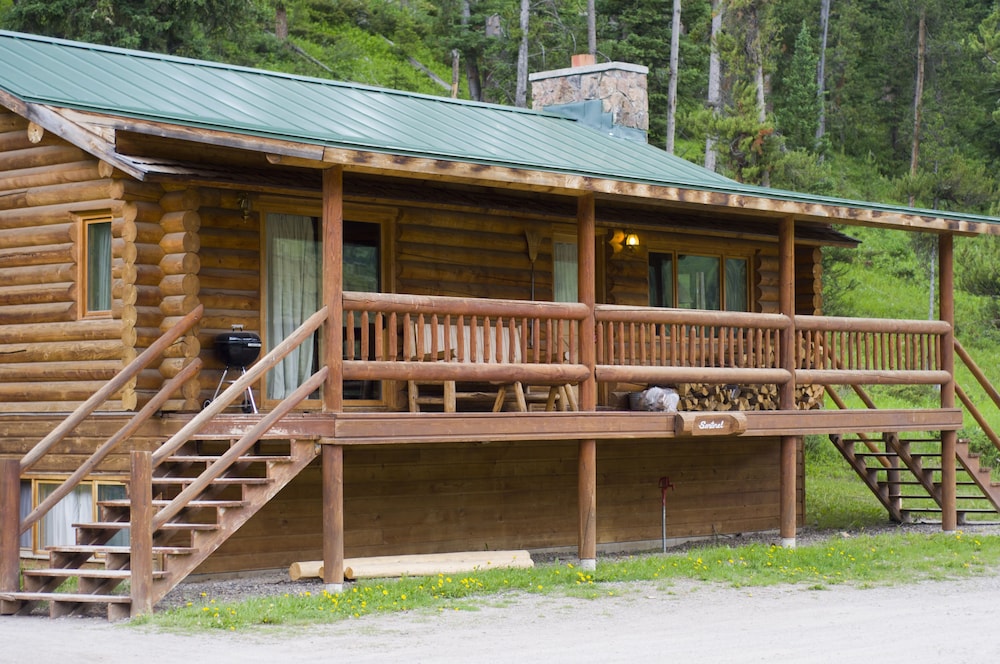 Luxury Cabin, 3 Bedrooms (7 Beds) - Photo 3