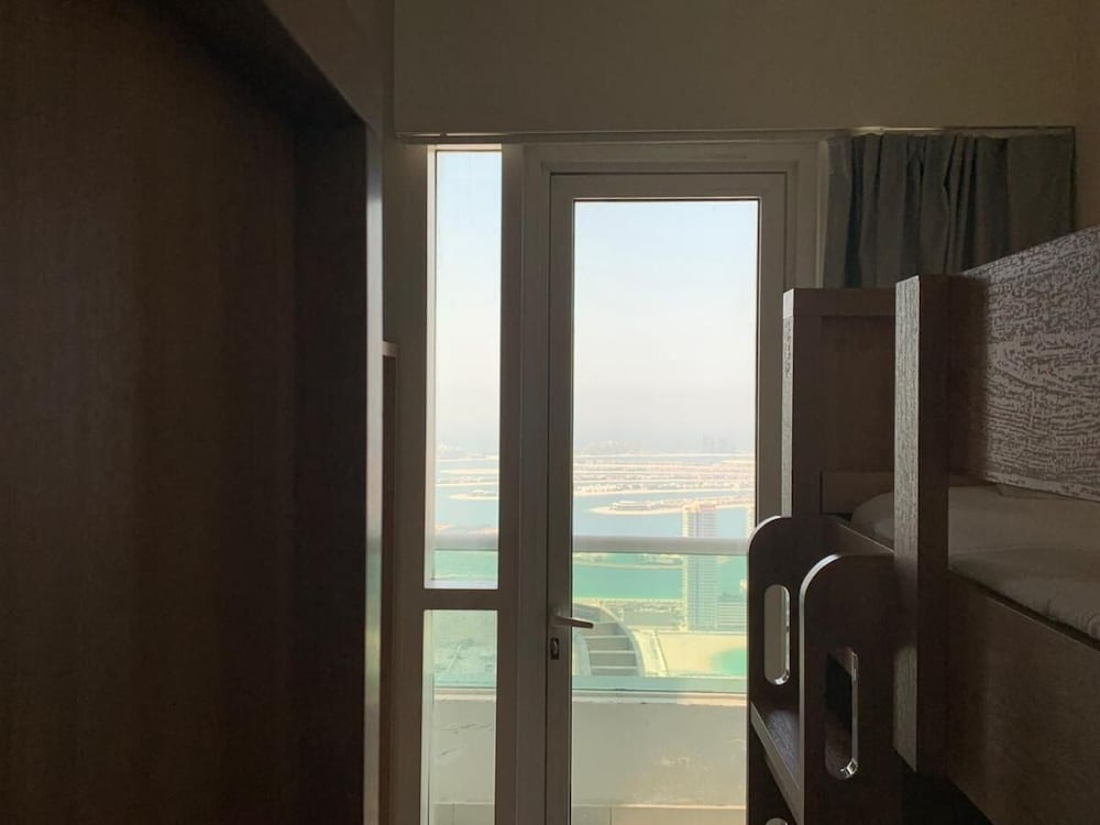 Comfort Shared Dormitory, Mixed Dorm, Non Smoking, Sea View photo 2