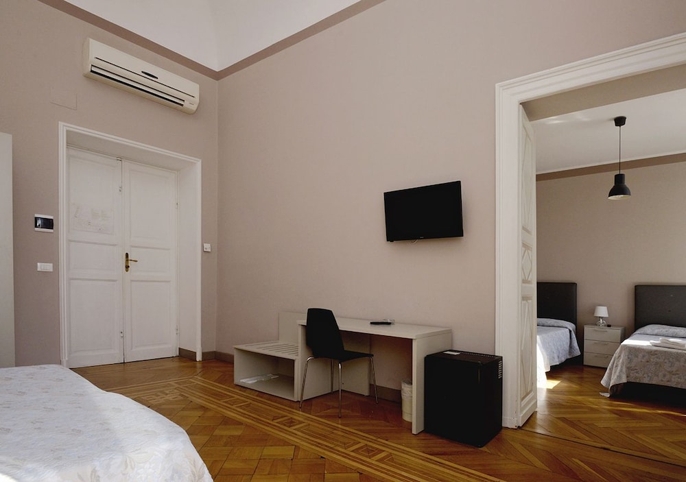 Family Room photo 1