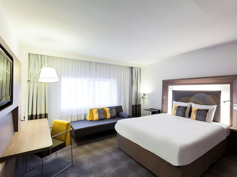 Superior Room, 1 Queen Bed with Sofa bed - Photo 2