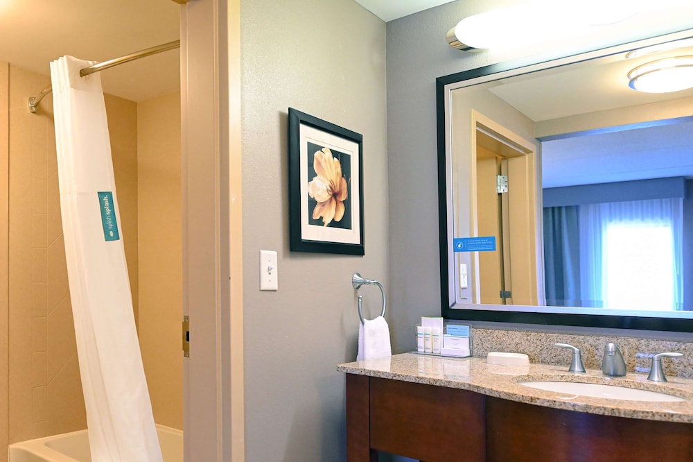 Suite, 2 Queen Beds - Photo 3