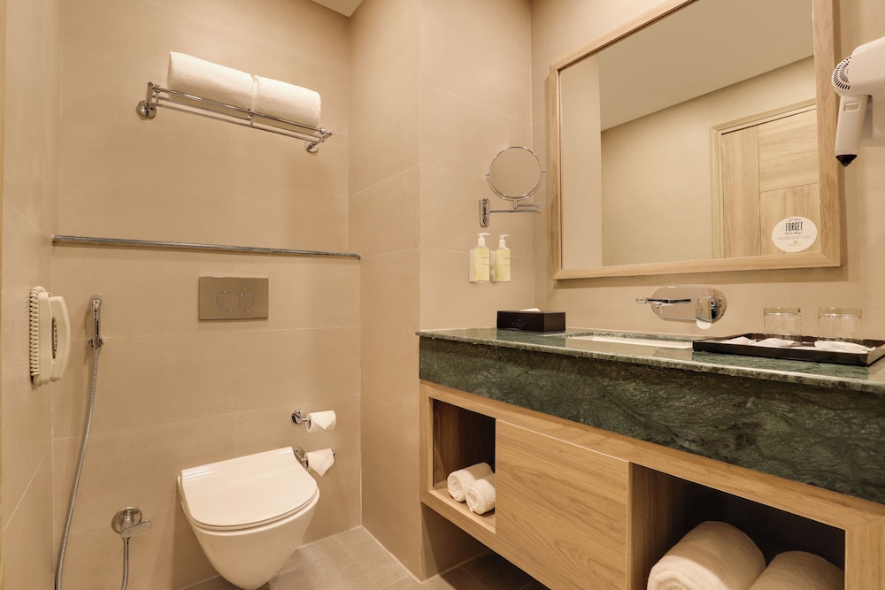 Superior Room with Mountain View - Photo 3