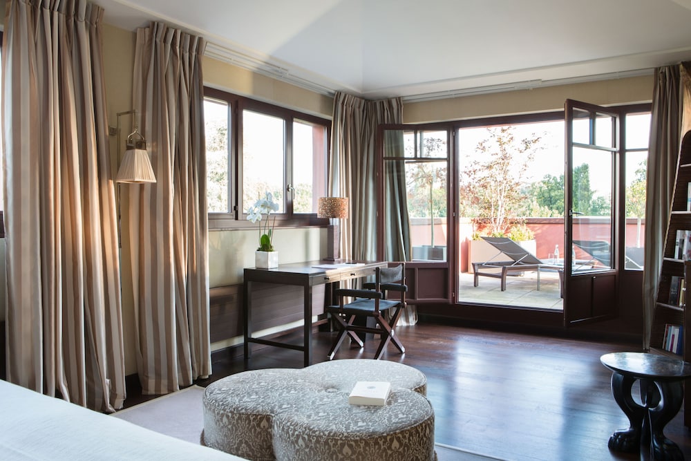 Suite, 1 King Bed (Reserve) - Photo 3
