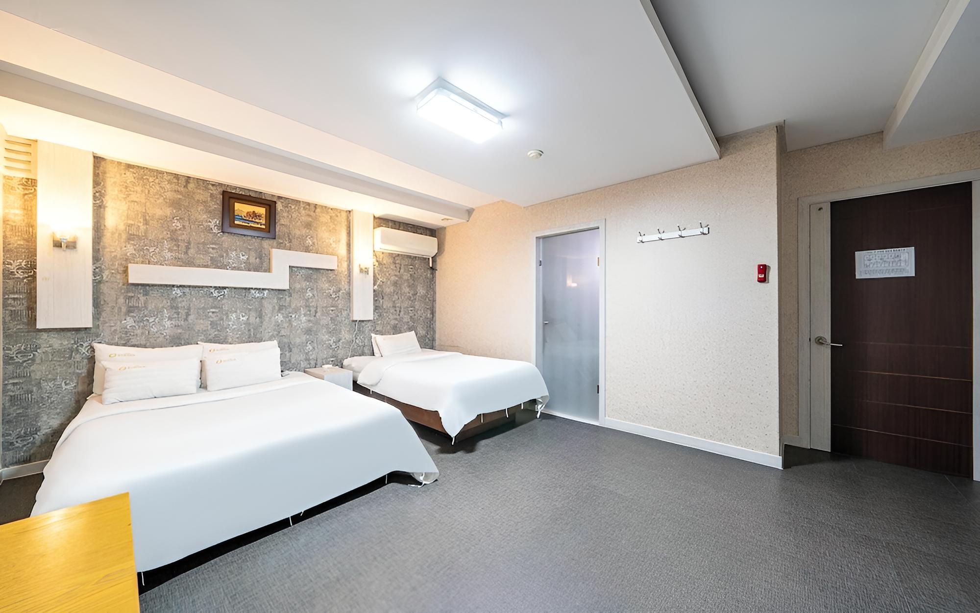 Room (Special Twin (Free Breakfast Netflix ) photo 2