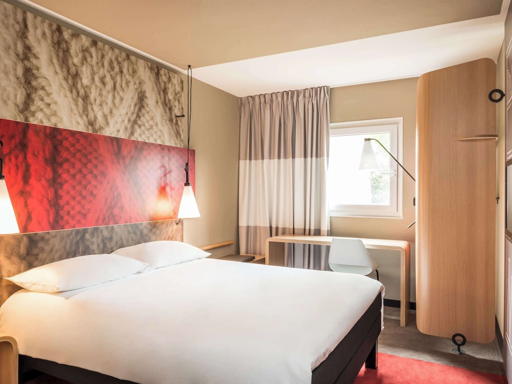 Standard Double Room, Multiple Beds - Photo 3