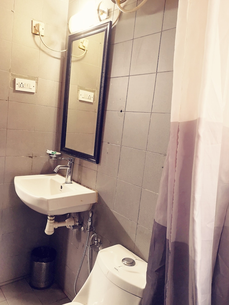 Deluxe Triple Room photo 3