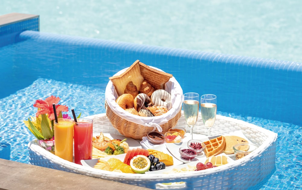 Suite, Overwater (Swim-Up | B2C-US) photo 2