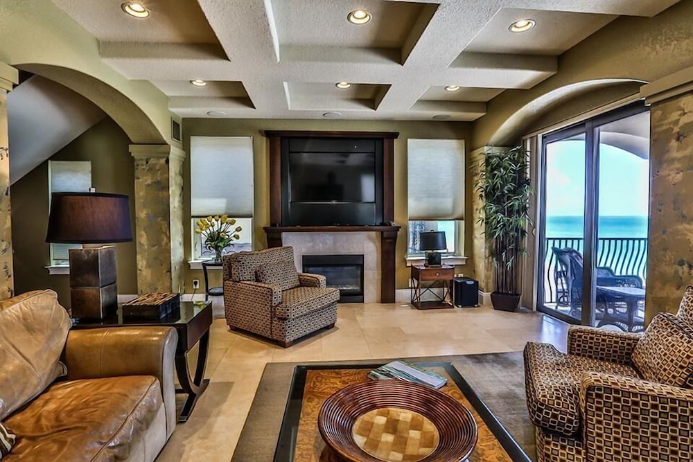 House, 4 Bedrooms, Ocean View, Beachfront