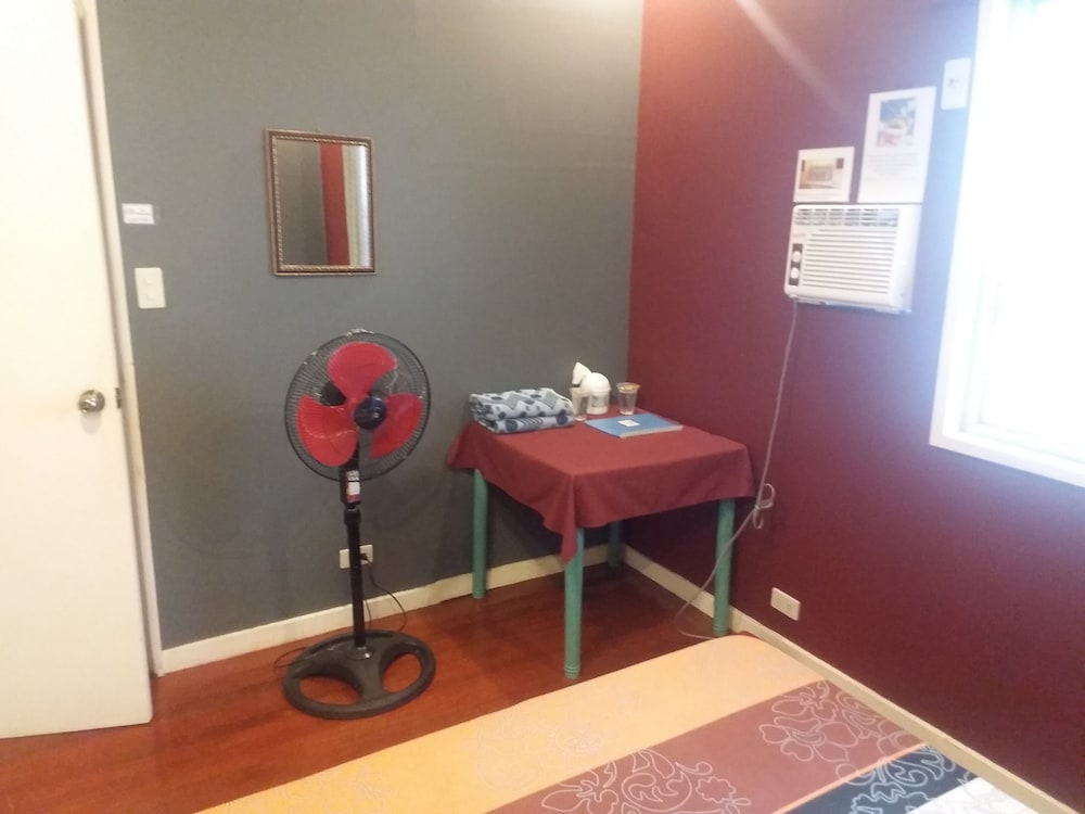 Basic Double Room, 1 Double Bed photo 2