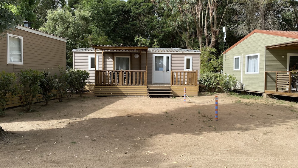 经典小木屋,套间 (Mobil Home 2 chambre)