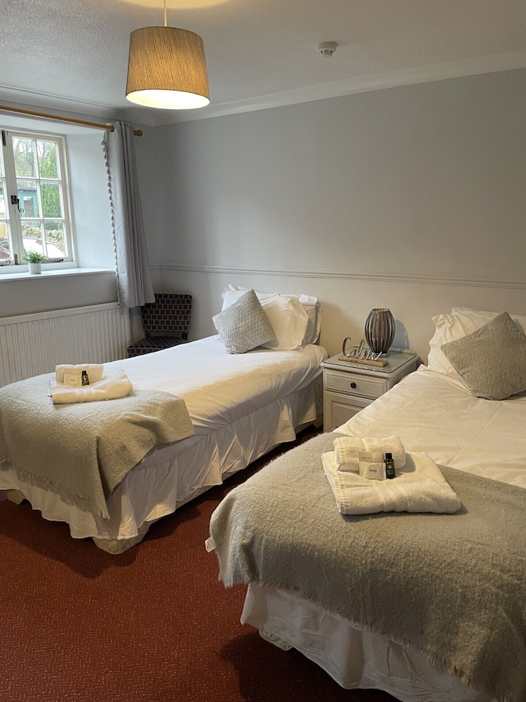 Twin Room, Ensuite (No Pets)