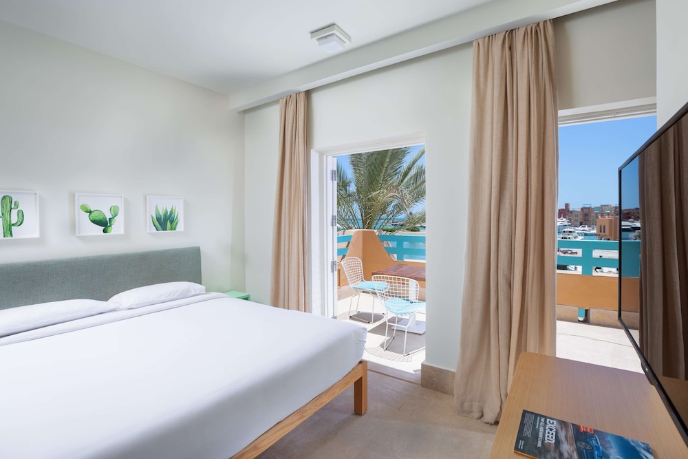 Junior Suite Marina View