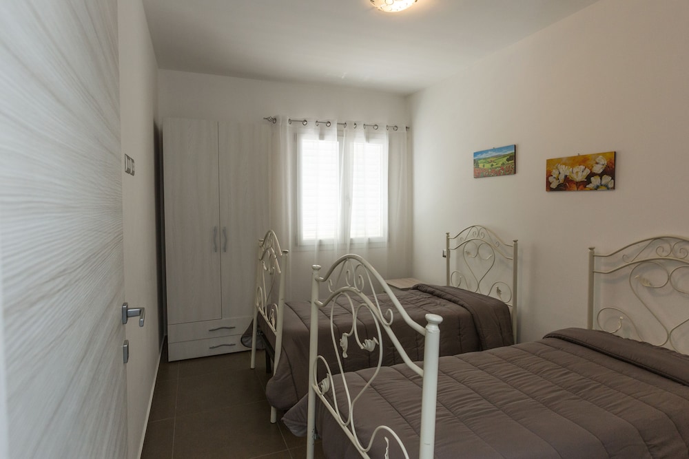 Apartment, 2 Bedrooms, Tower photo 3