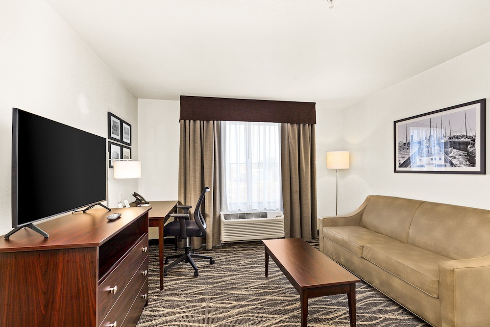 Suite, 1 King Bed with Sofa bed, Non Smoking (Extended Stay) - Photo 7