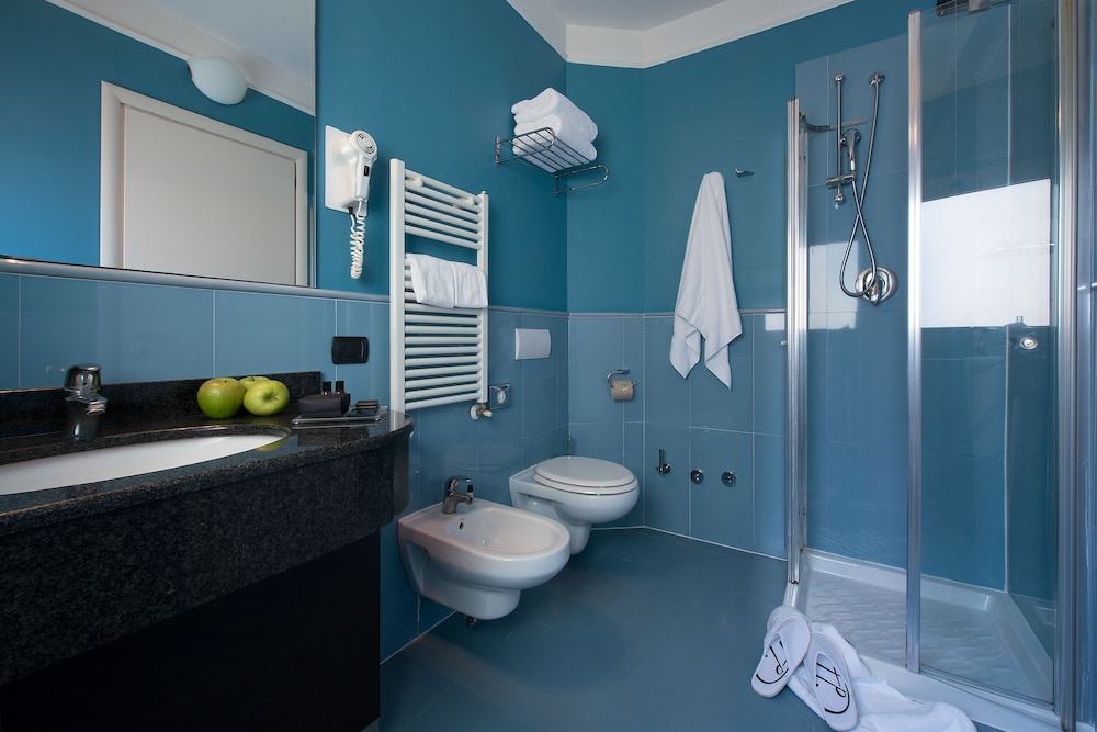 Classic Room - Photo 7