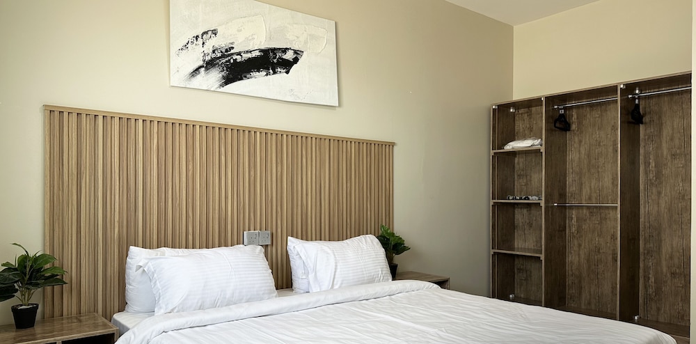 Apartment photo 1