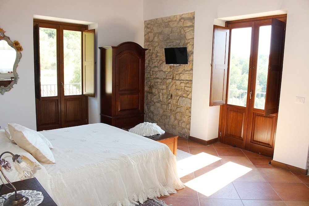 House, Multiple Bedrooms, Private Pool