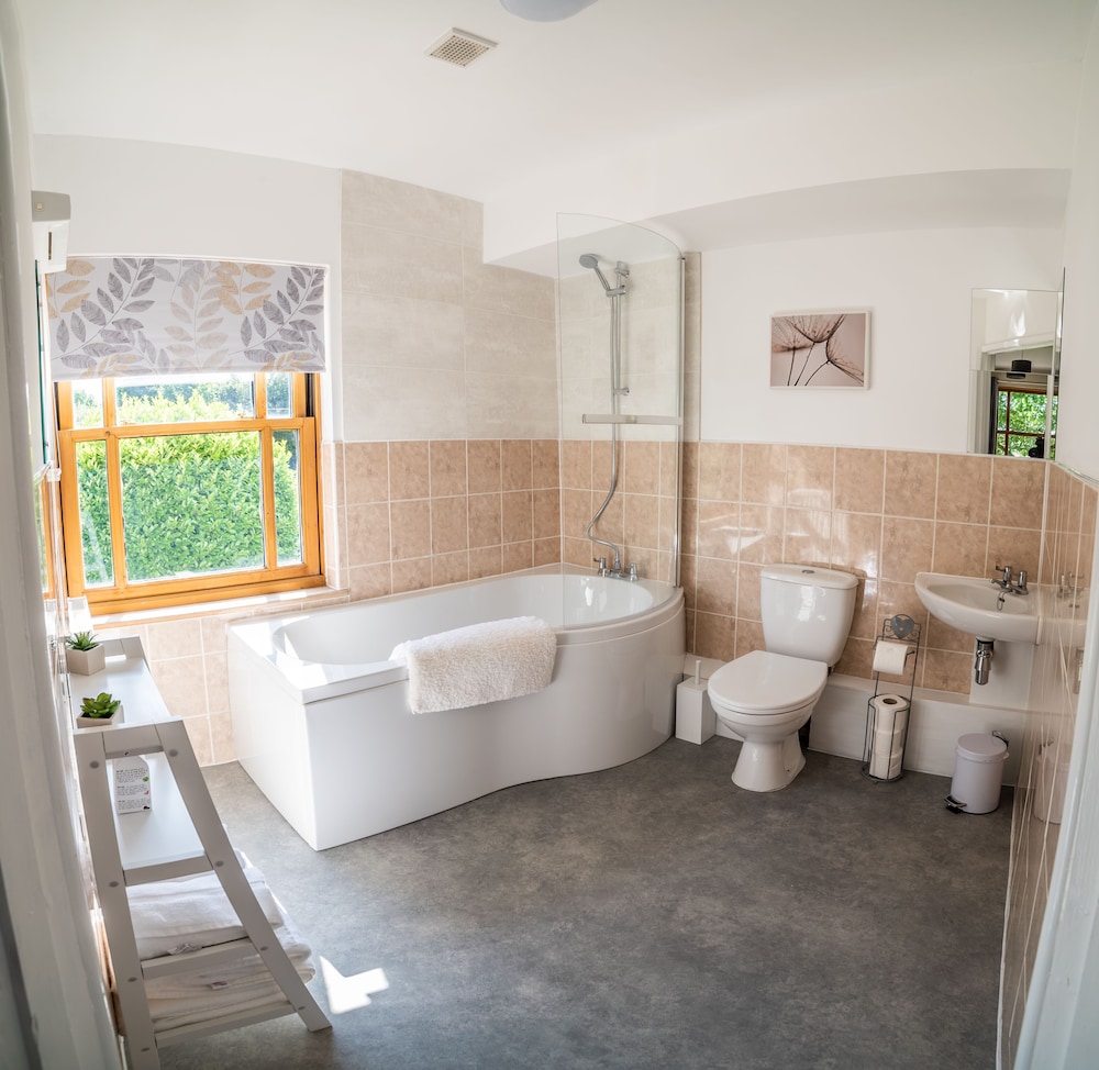 Double Room (Room 4)
