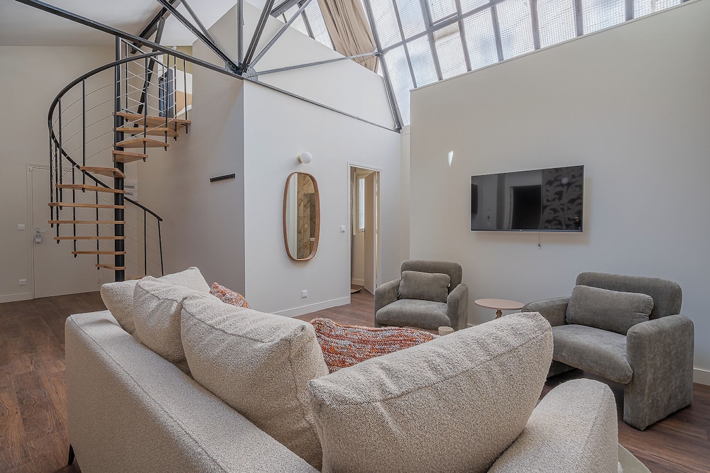 Deluxe Loft photo 2